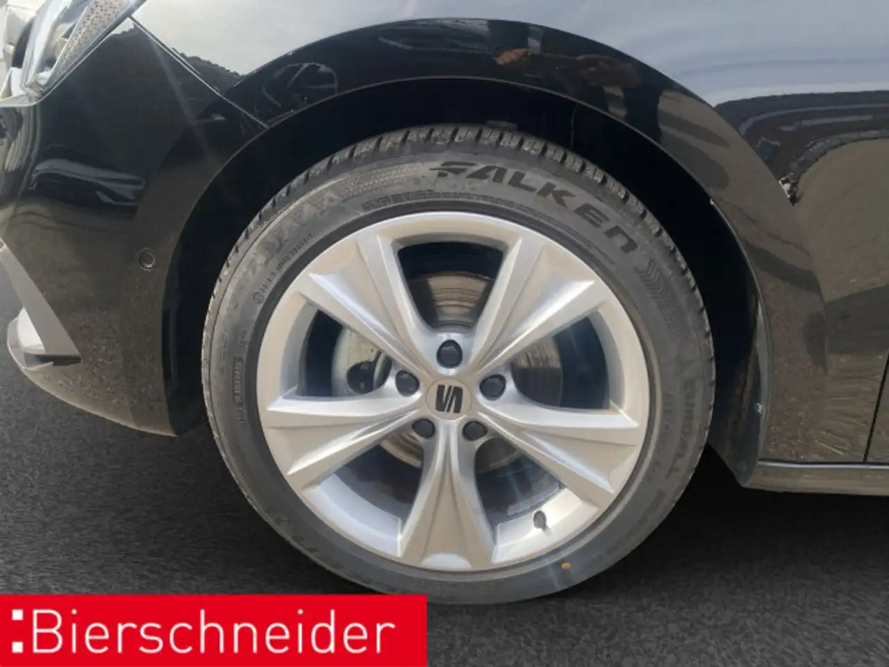 SEAT Leon 1.5 eTSI DSG FR-Line 17 ACC NAVI CAM SHZ 8