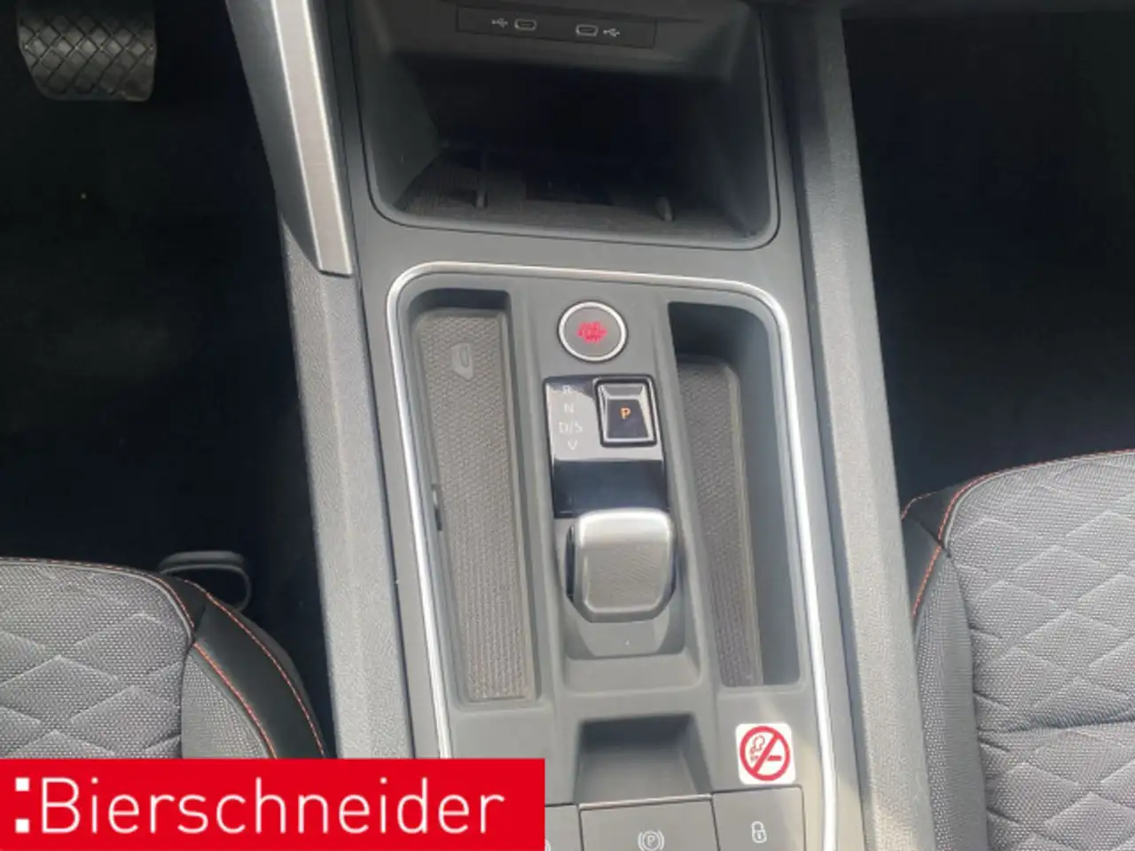 SEAT Leon 1.5 eTSI DSG FR-Line 17 ACC NAVI CAM SHZ 15