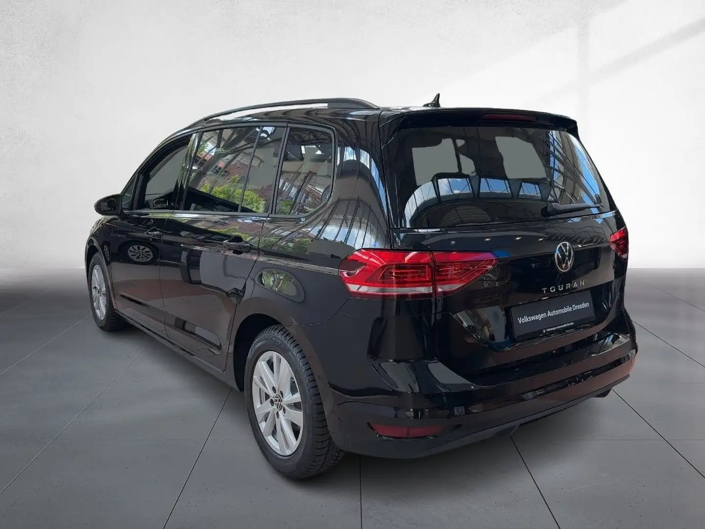 Volkswagen Touran Highline 1,5 l TSI DSG *AHZV / STANDHEIZ* Schwarz - 2