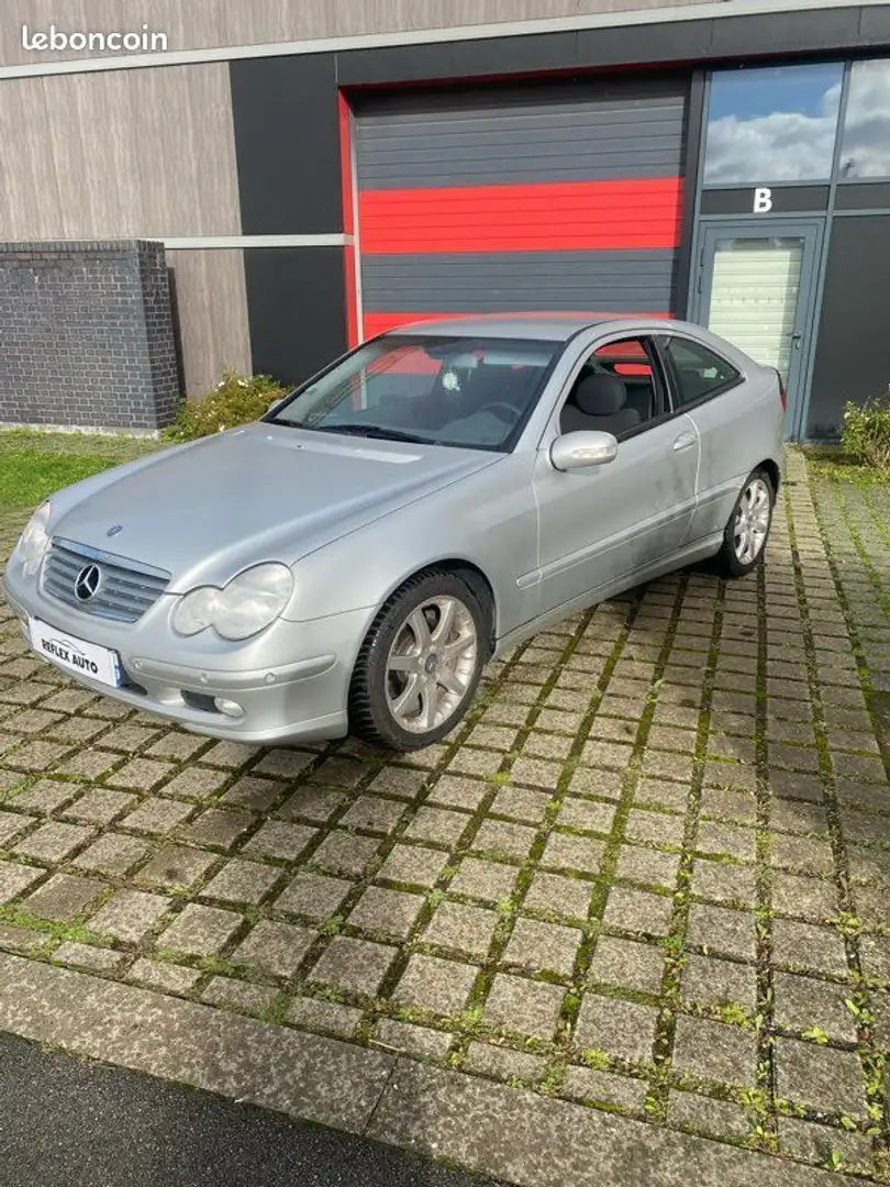 Mercedes-Benz 180 Mercedes C180 coupé 110000kms 1ere main Grau - 2