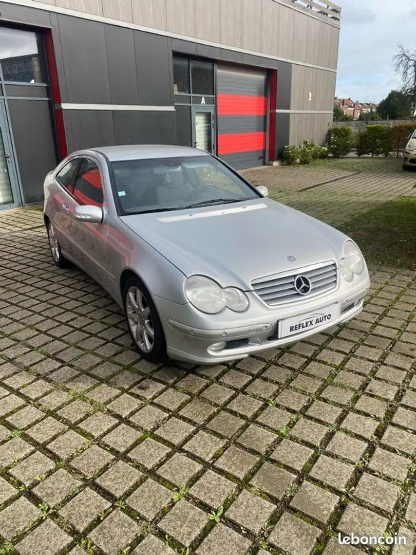 Mercedes-Benz 180 Mercedes C180 coupé 110000kms 1ere main Grau - 1