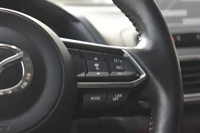 Mazda Mazda3 view 17