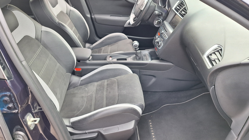 DS Automobiles DS 4 Crossback 1.2 130-pk Crossback Business Navi/Camera/Trekhaak — photo 12