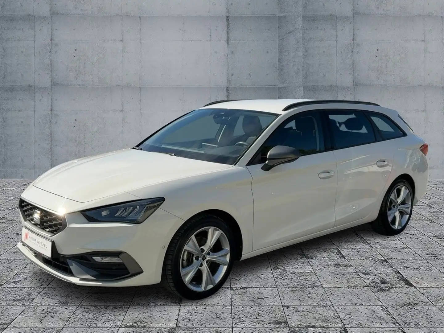 SEAT Leon ST 1.5 eTSI DSG FR-LINE LED+NAV+APP+GRA+PDC Weiß - 2