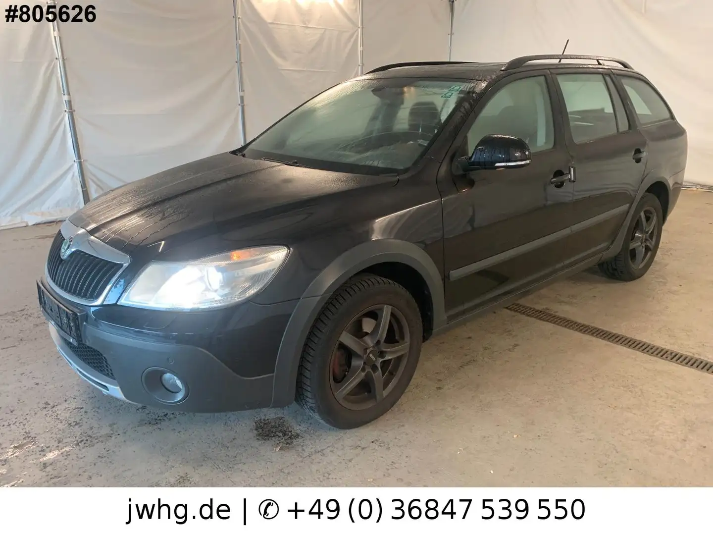 Skoda Octavia Scout 4X4 Xenon Glasdach PDC Tempo AHK Schwarz - 1