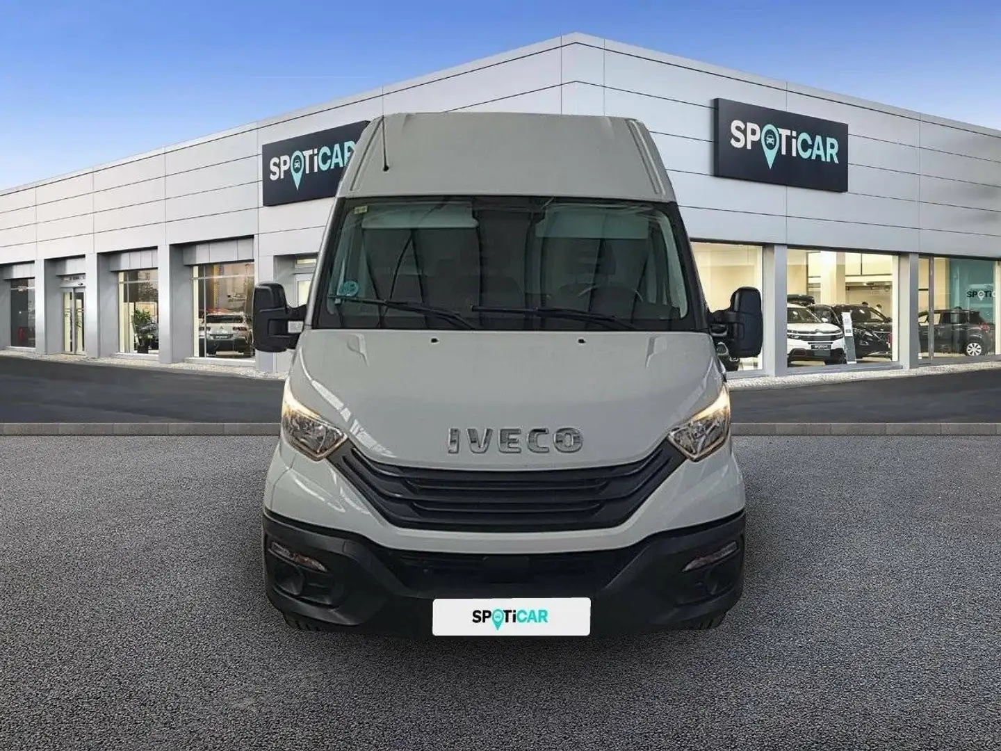 Iveco Daily 2.3 TD 35C 12 V 3520L/H2 12 M3 LD Bianco - 2