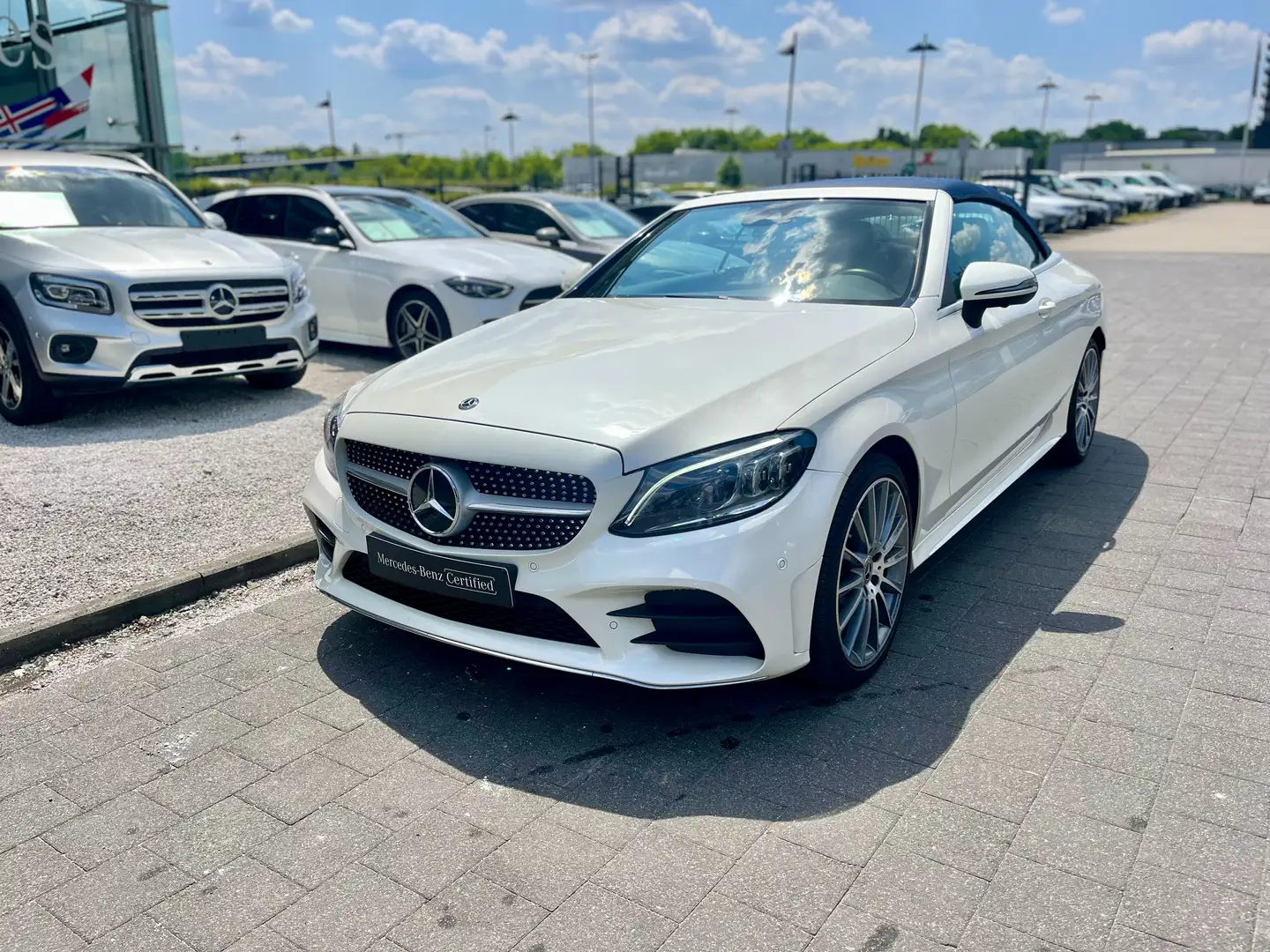 Mercedes-Benz C 200 Cabriolet 4-Matic MHE AMG Line Wit - 1