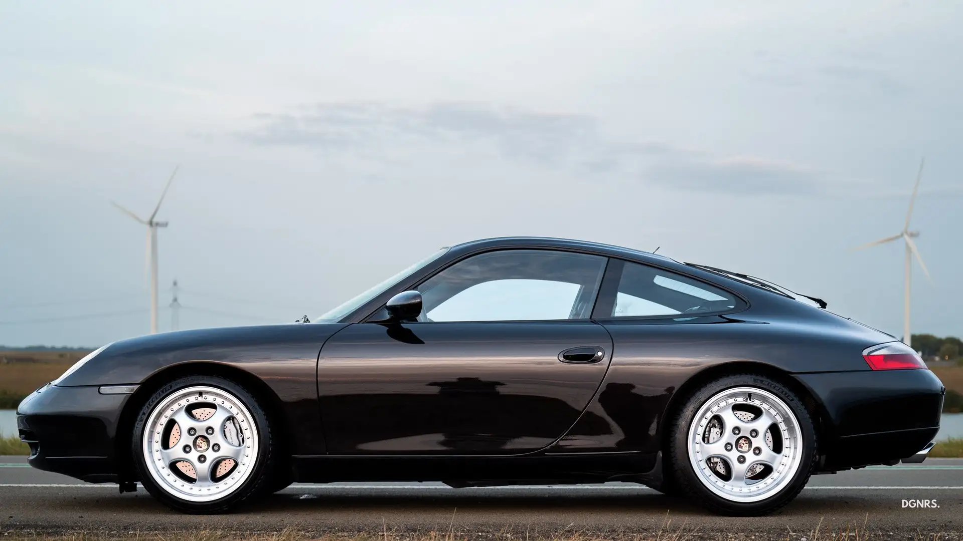 Porsche 911 996 Carrera 4 Noir - 2