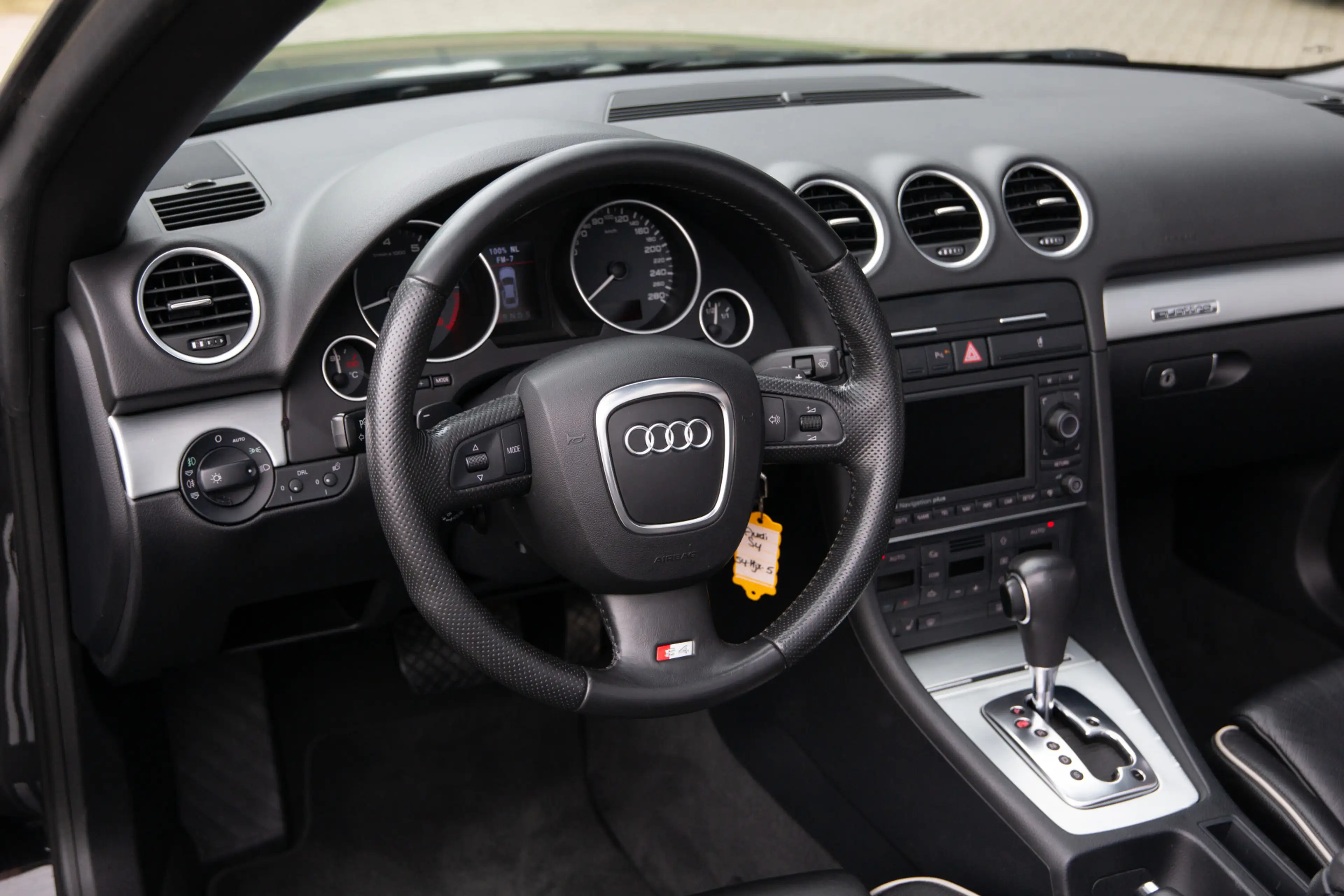 Audi S4 Cabriolet 4.2 V8 S4 quattro , Leder, BOSE, Memory, — photo 4