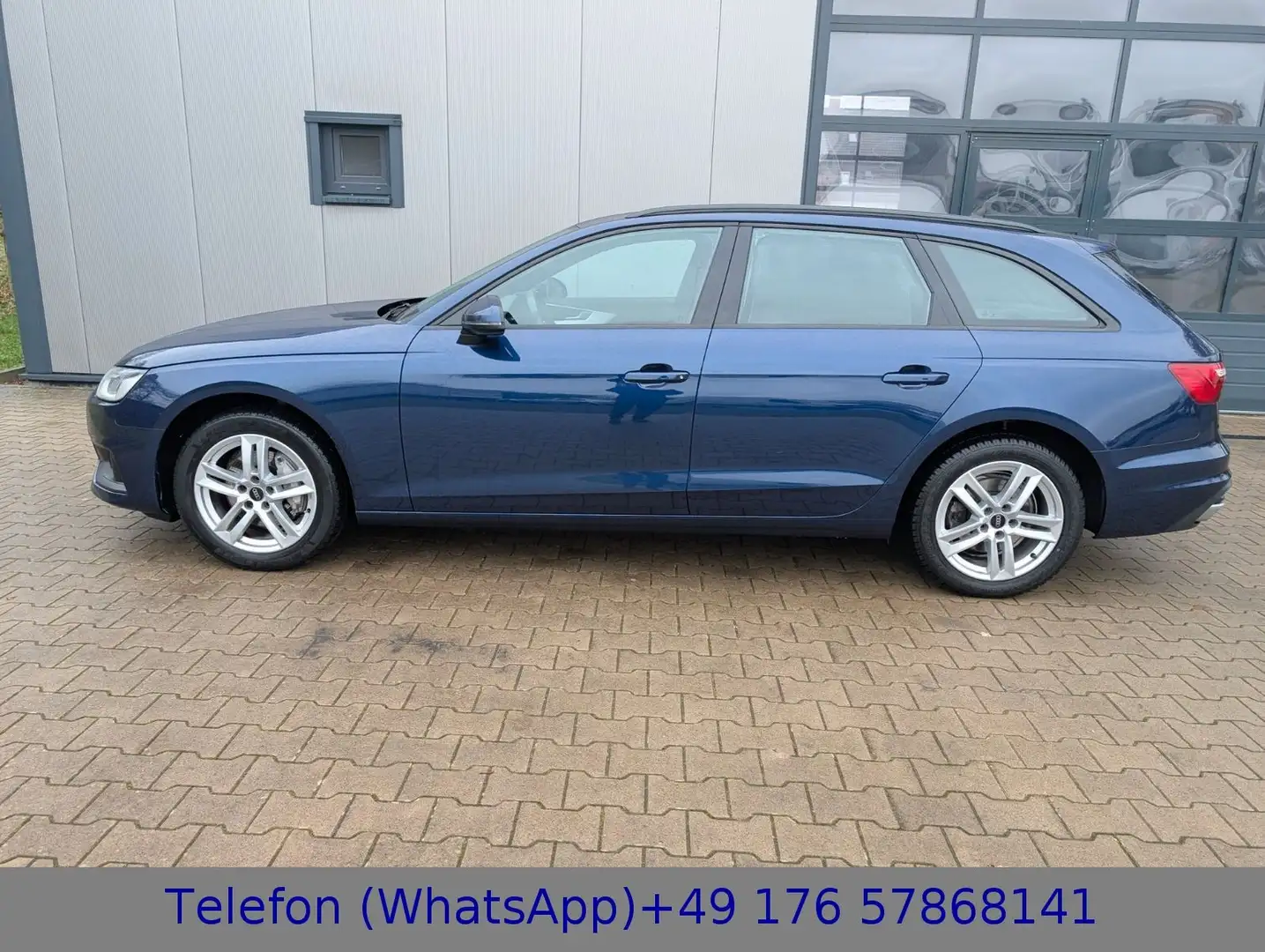 Audi A4 Avant 40 TDI quattro S-Line Leder Blau - 2