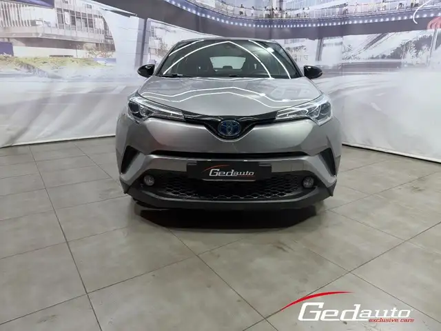Toyota C-HR 1.8 Hybrid E-CVT tred LED navi