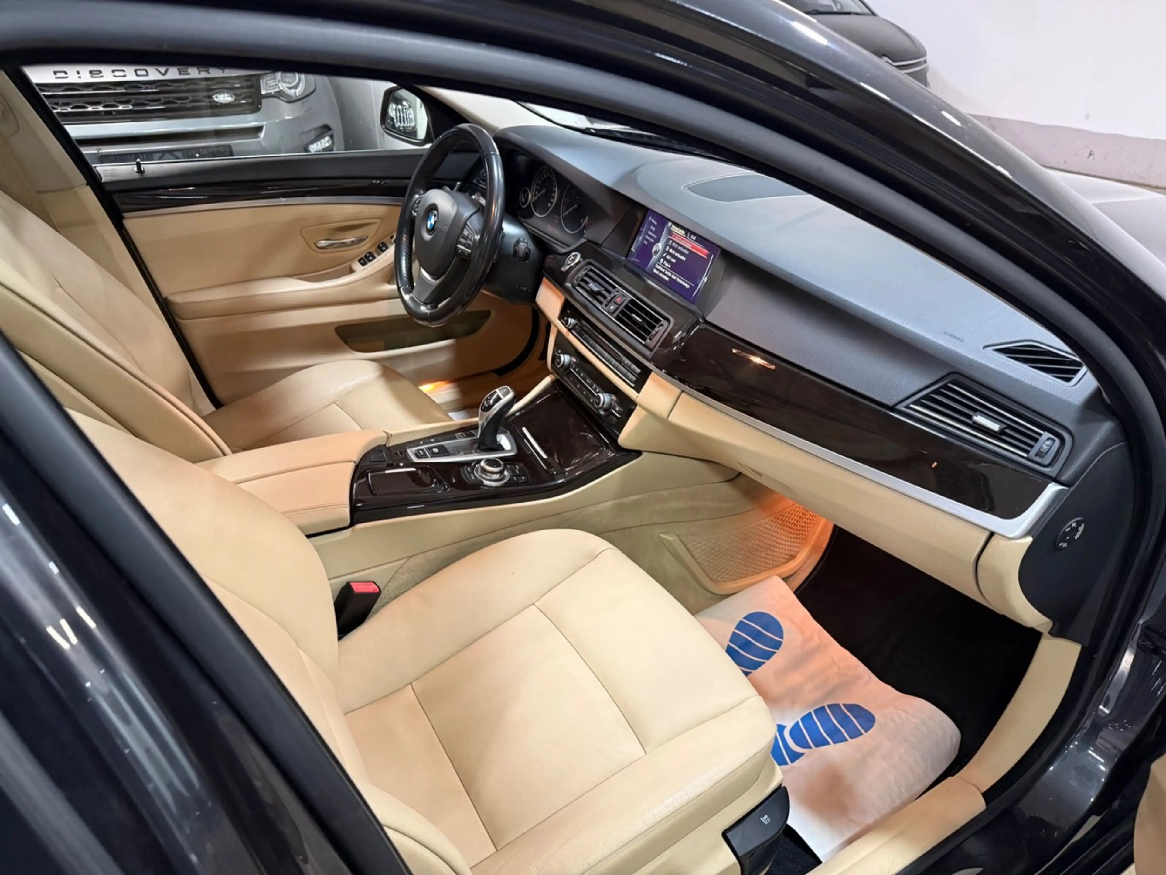 BMW 525 Touring 525 d xDrive Navi~Klima~Leder~Panomara — photo 13