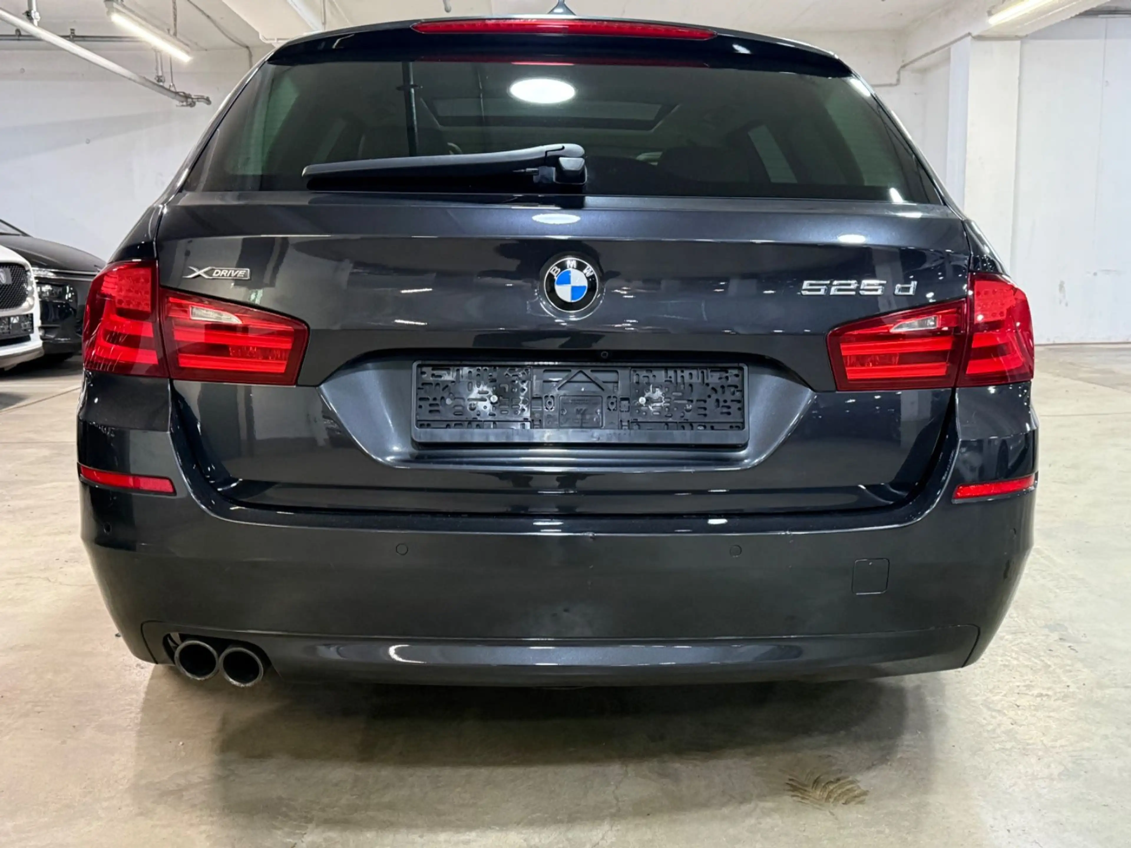 BMW 525 Touring 525 d xDrive Navi~Klima~Leder~Panomara — photo 7