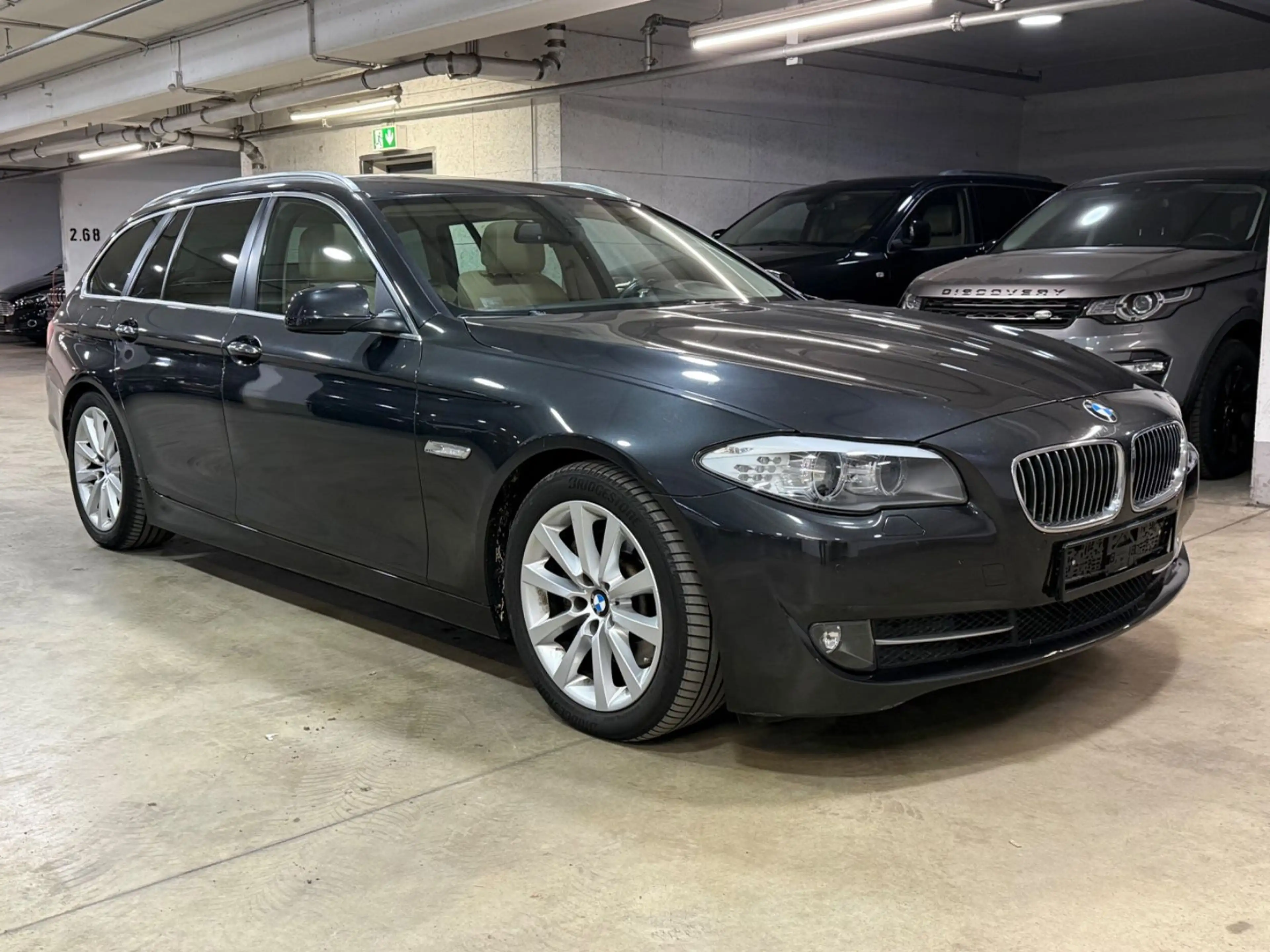 BMW 525 Touring 525 d xDrive Navi~Klima~Leder~Panomara — photo 4