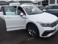 Volkswagen Tiguan 2.0 TDI DSG R-LINE *MATRIX*VIRTUAL*ACC*KAMERA Wit - thumbnail 29
