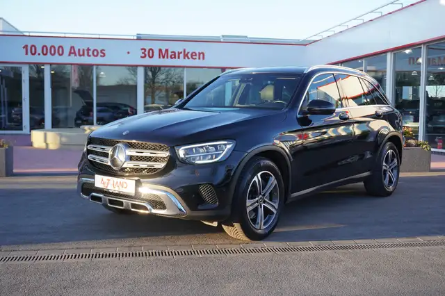Mercedes-Benz GLC 200 4Matic Standheizung Kamera Totwinkel LED