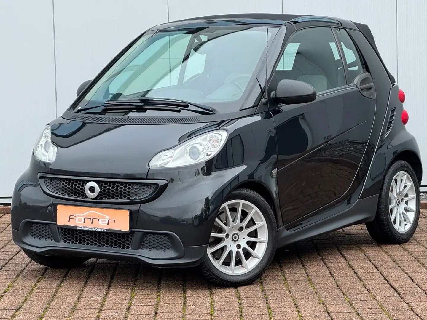 smart forTwo Cabrio 1.0 NAVI KLIMA ALU HU/AU NEU Noir - 1
