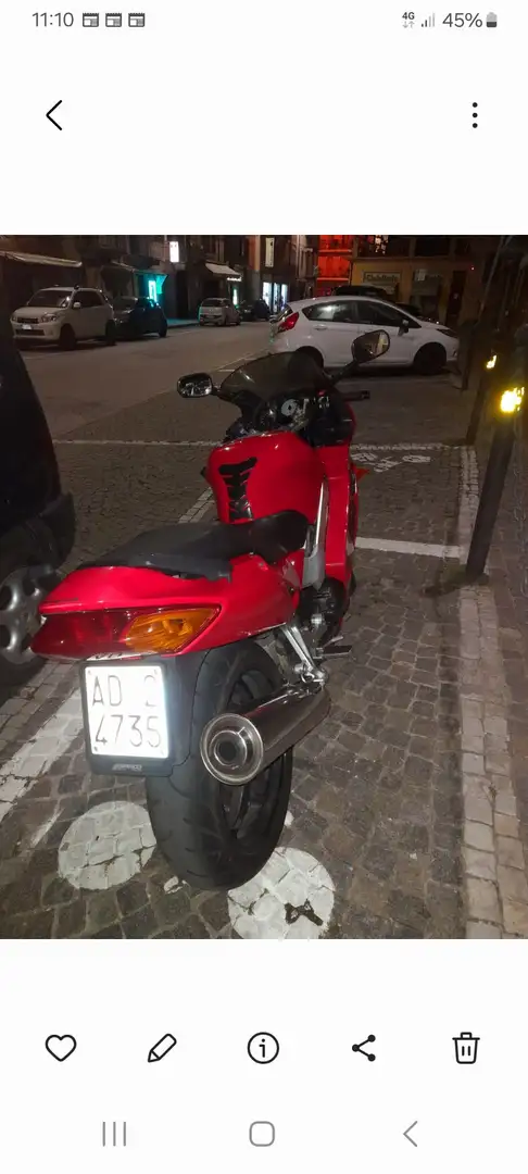 Honda VFR Rot - 1