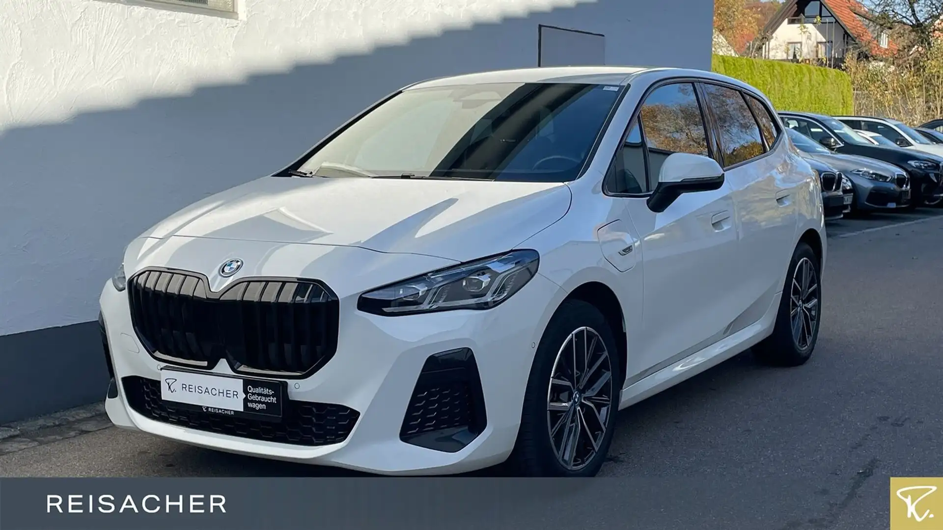 BMW 225 225e A xDrive Active Tourer M-Sport,AHK,DA+,LED Weiß - 1