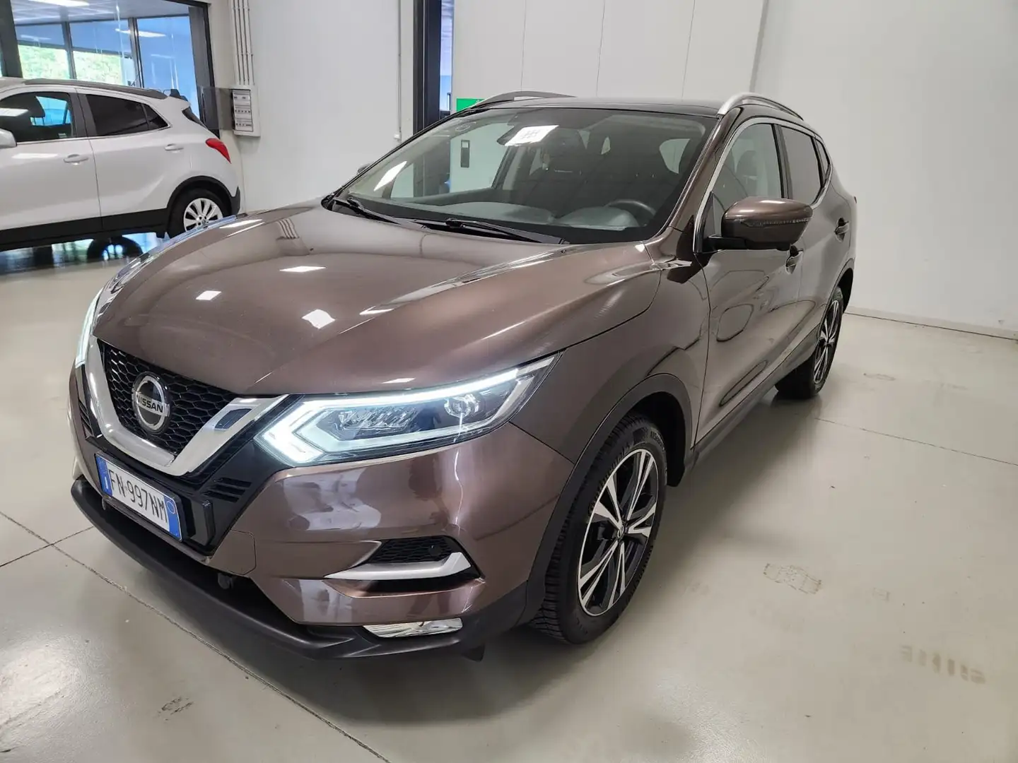 Nissan Qashqai Qashqai 1.5 dci N-Connecta 110cv+UNICO PROPRIETAR Marrone - 1