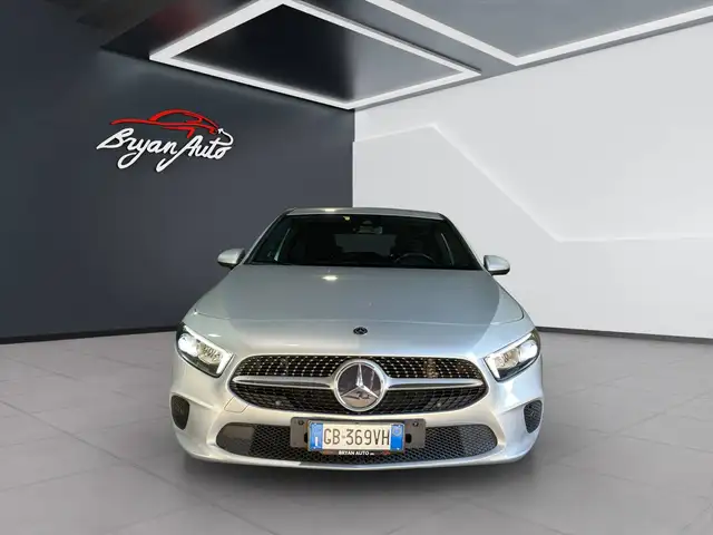 Mercedes-Benz A-Class view 3