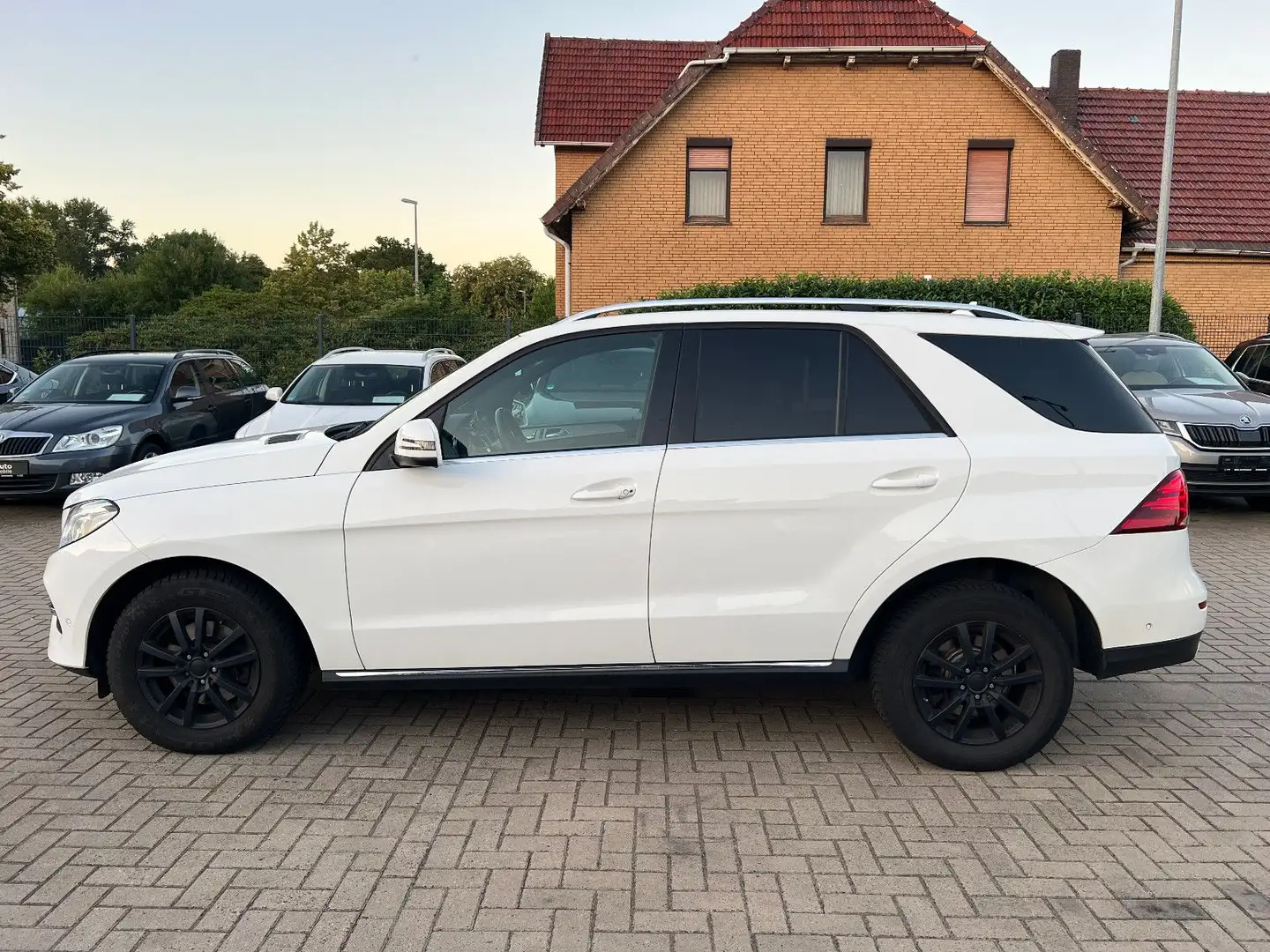 Mercedes-Benz GLE 250 d 4Matic+Panorama+360°Kamera+LED+TUV neu Blanc - 2