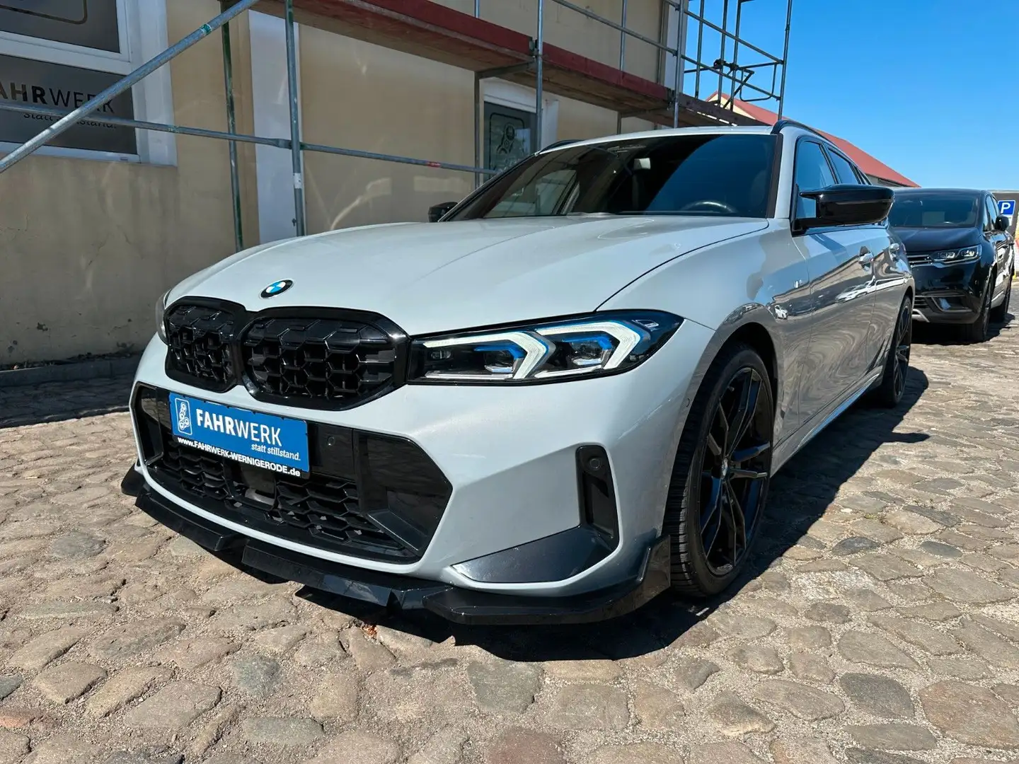 BMW 340 Baureihe 3 Touring M340 i xDrive FL2023 Grau - 1