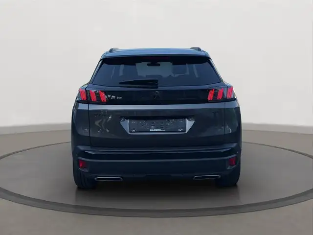 Peugeot 3008 view 4