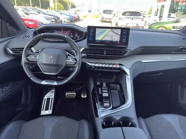 Peugeot 3008 view 10