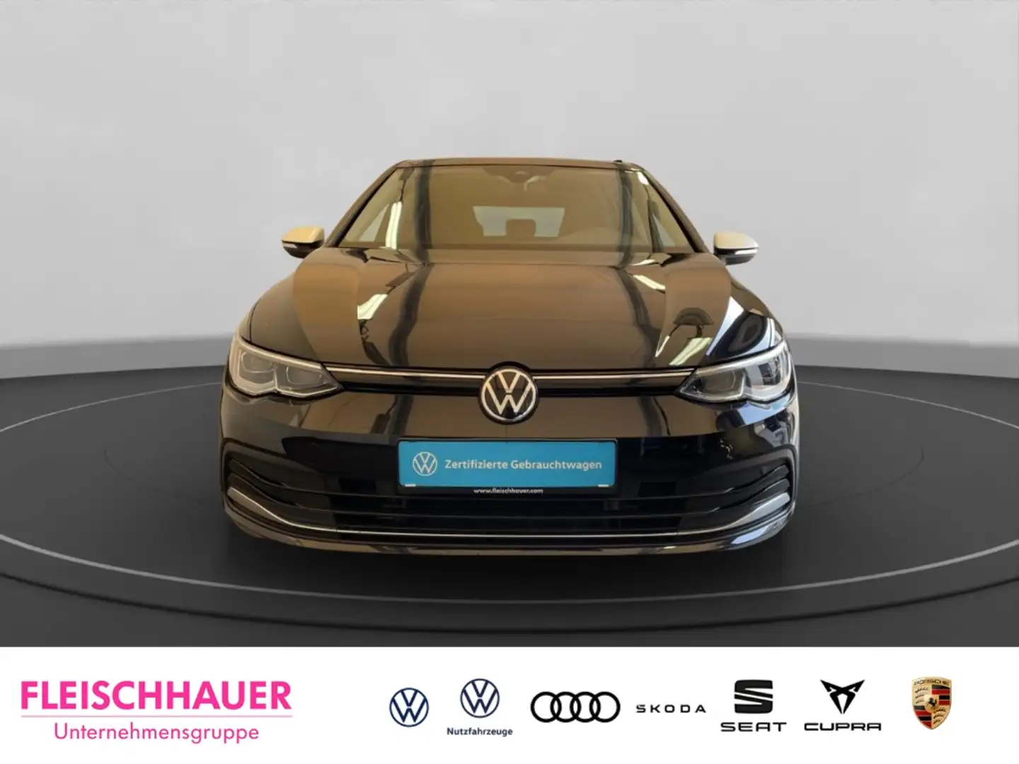 Volkswagen Golf VIII 1.5eTSI Style Matix-LED PDC AHK App-Connect Schwarz - 2