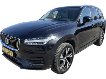 T8 AWD Recharge PHEV Momentum 7 Places Panorama