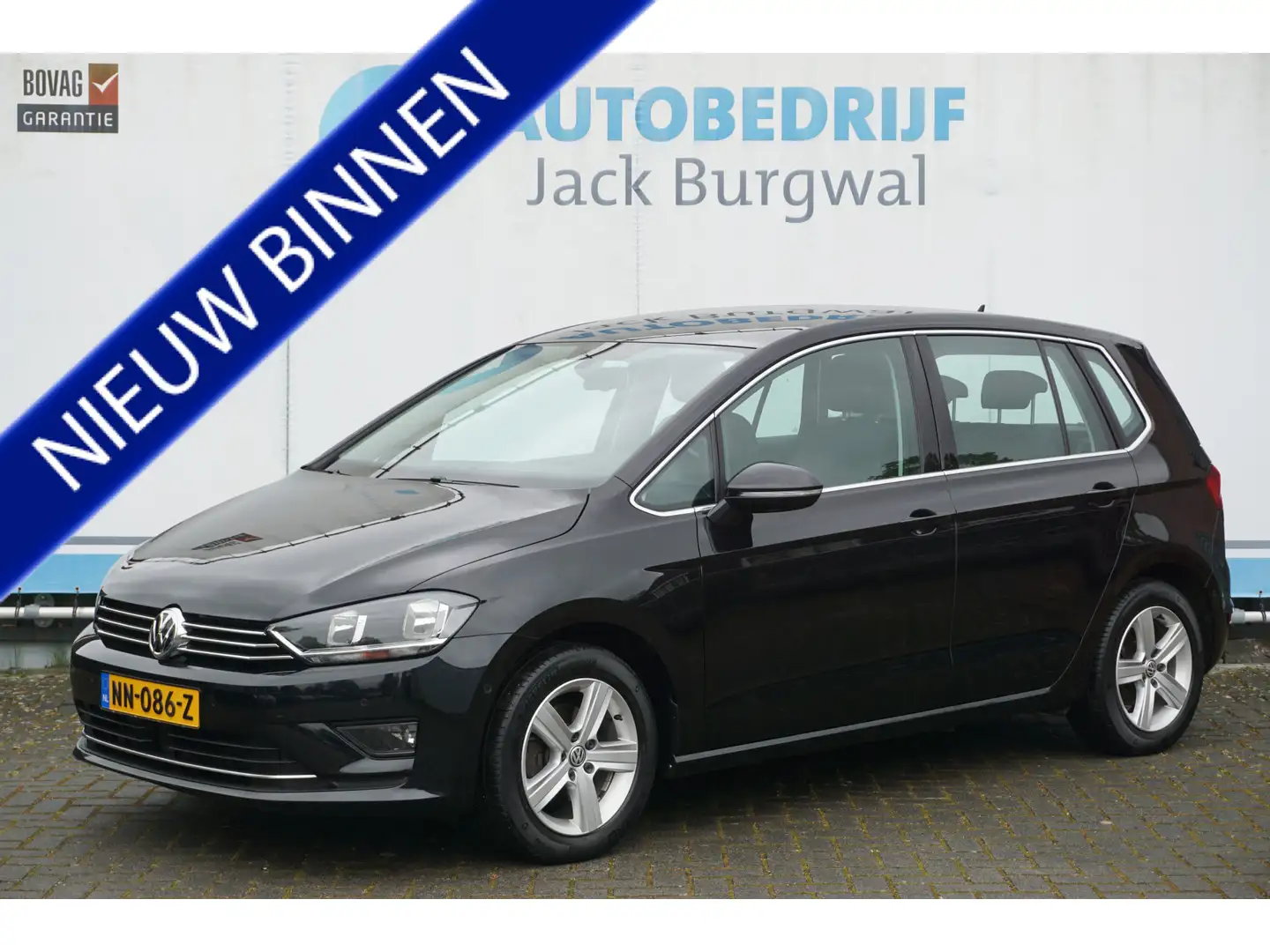 Volkswagen Golf Sportsvan 1.2 TSI Highline Trekhaak | PDC | Adapt. Cruise Co Zwart - 1