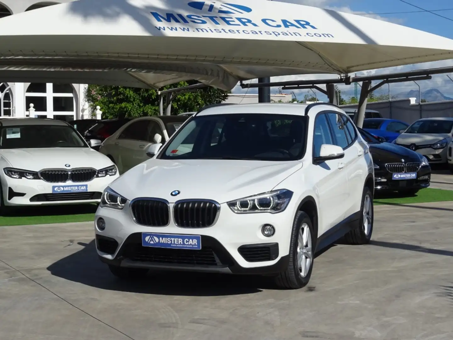 BMW X1 sDrive 18dA Blanco - 1