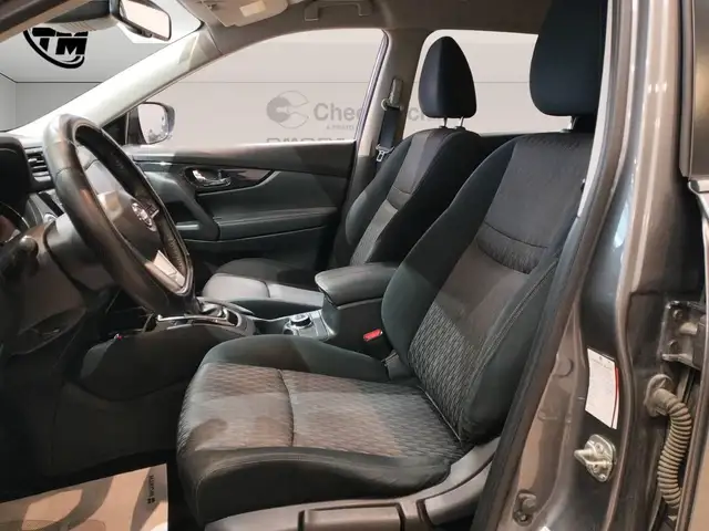 Nissan X-Trail view 7