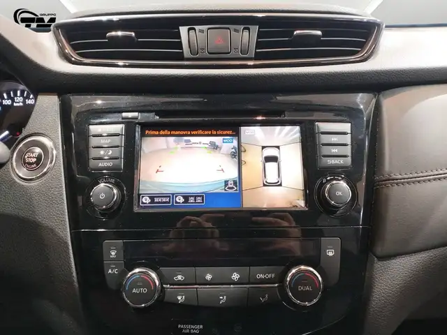 Nissan X-Trail view 15