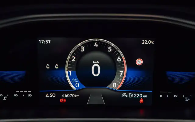 Volkswagen T-Roc view 26