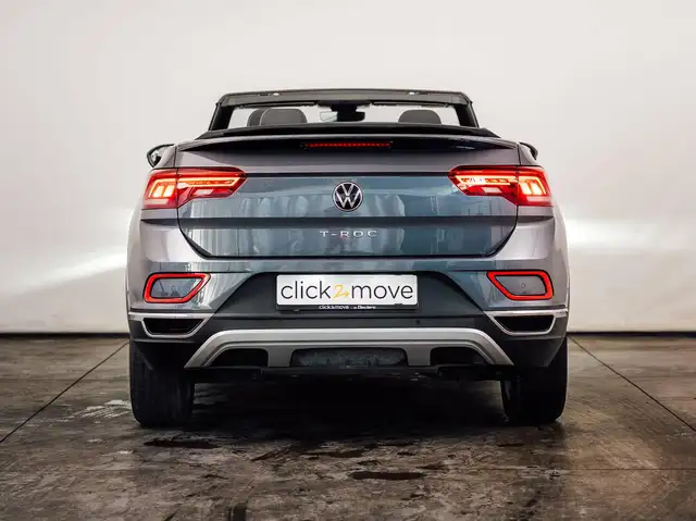 Volkswagen T-Roc view 6