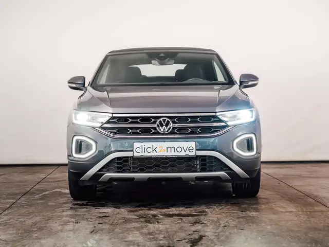 Volkswagen T-Roc view 5