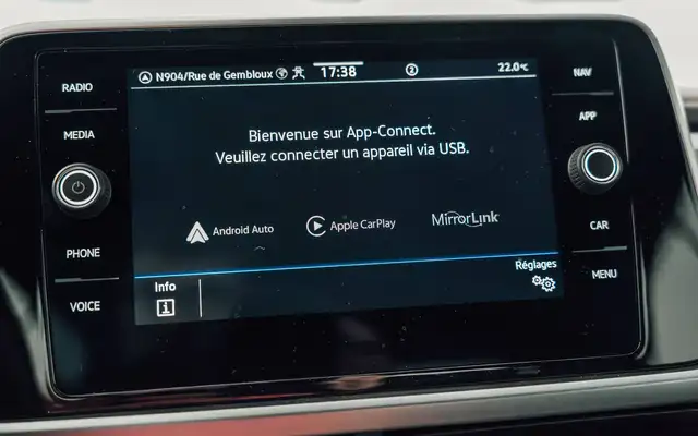 Volkswagen T-Roc view 29