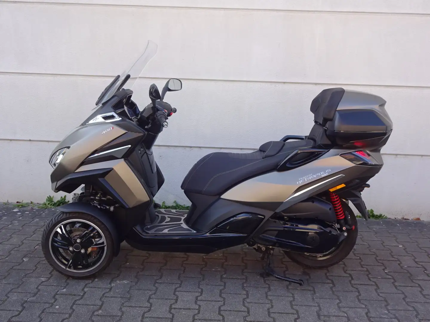 Peugeot Metropolis SW 400i  FAHRBAR MIT KLASSE B (PKW) Beige - 2