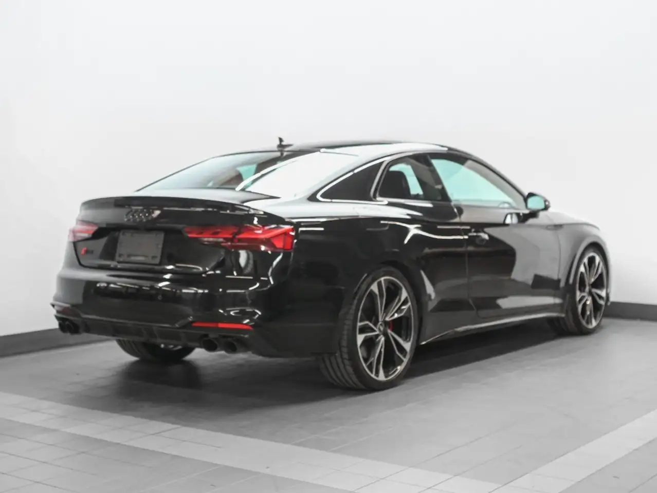 Audi S5 снимка Audi S5