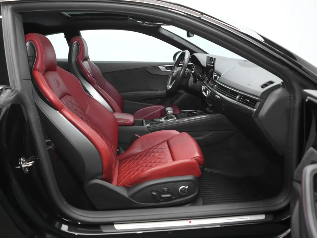 Audi S5 снимка Audi S5