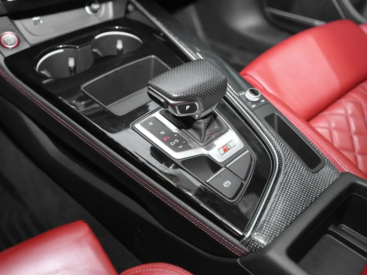 Audi S5 снимка Audi S5
