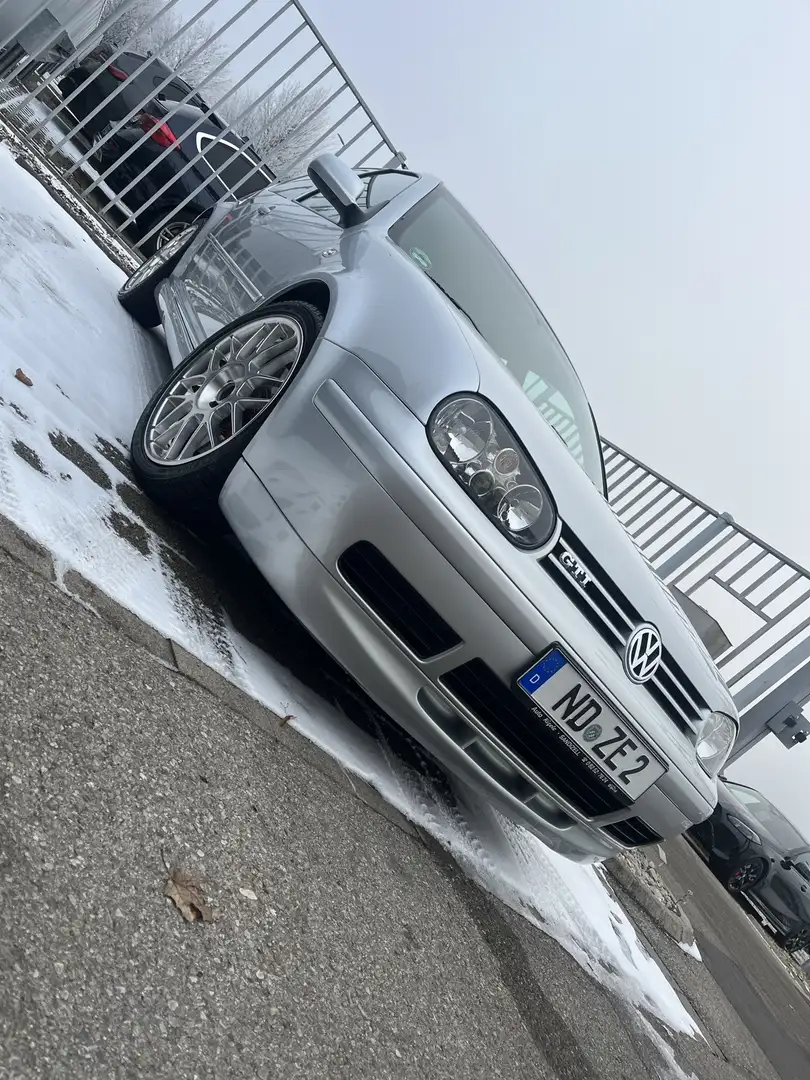 Volkswagen Golf GTI Golf 1.8 5V Turbo 25 Jahre GTI Silber - 1