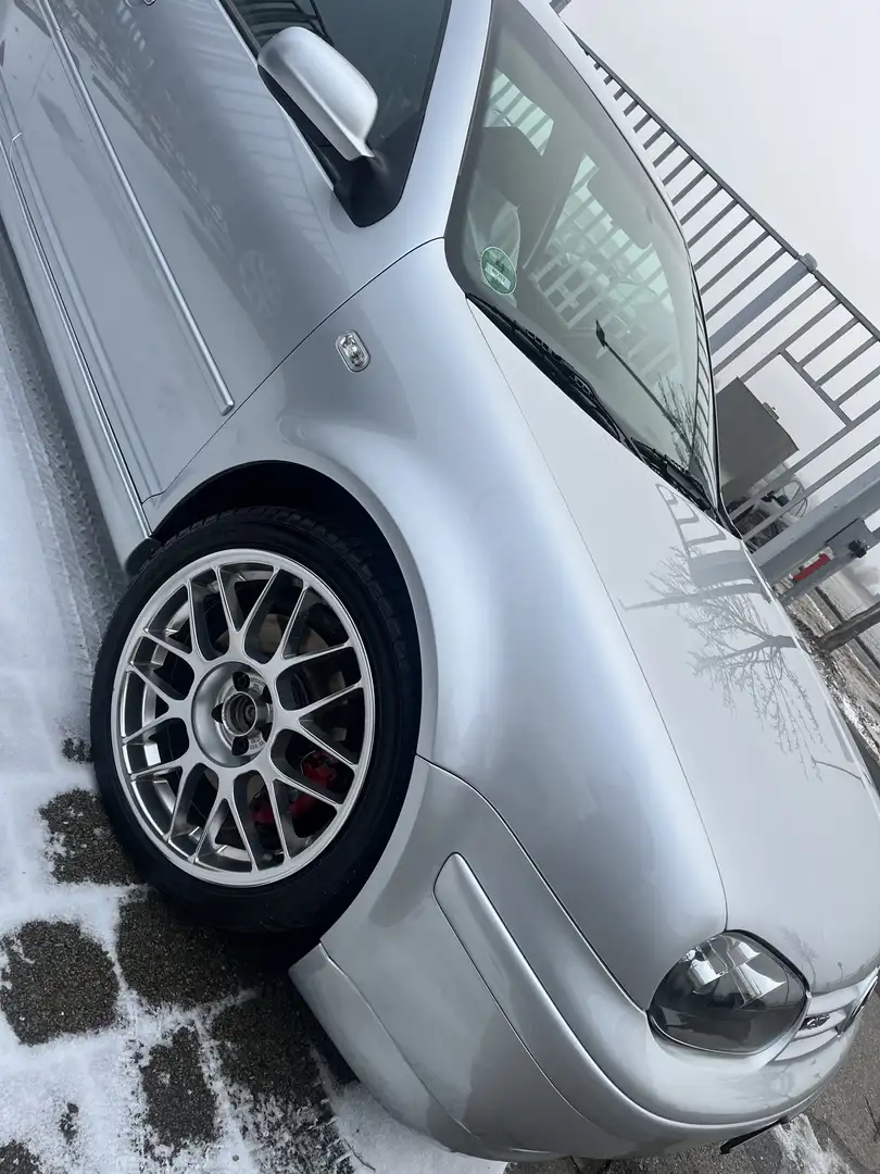 Volkswagen Golf GTI Golf 1.8 5V Turbo 25 Jahre GTI Silber - 2