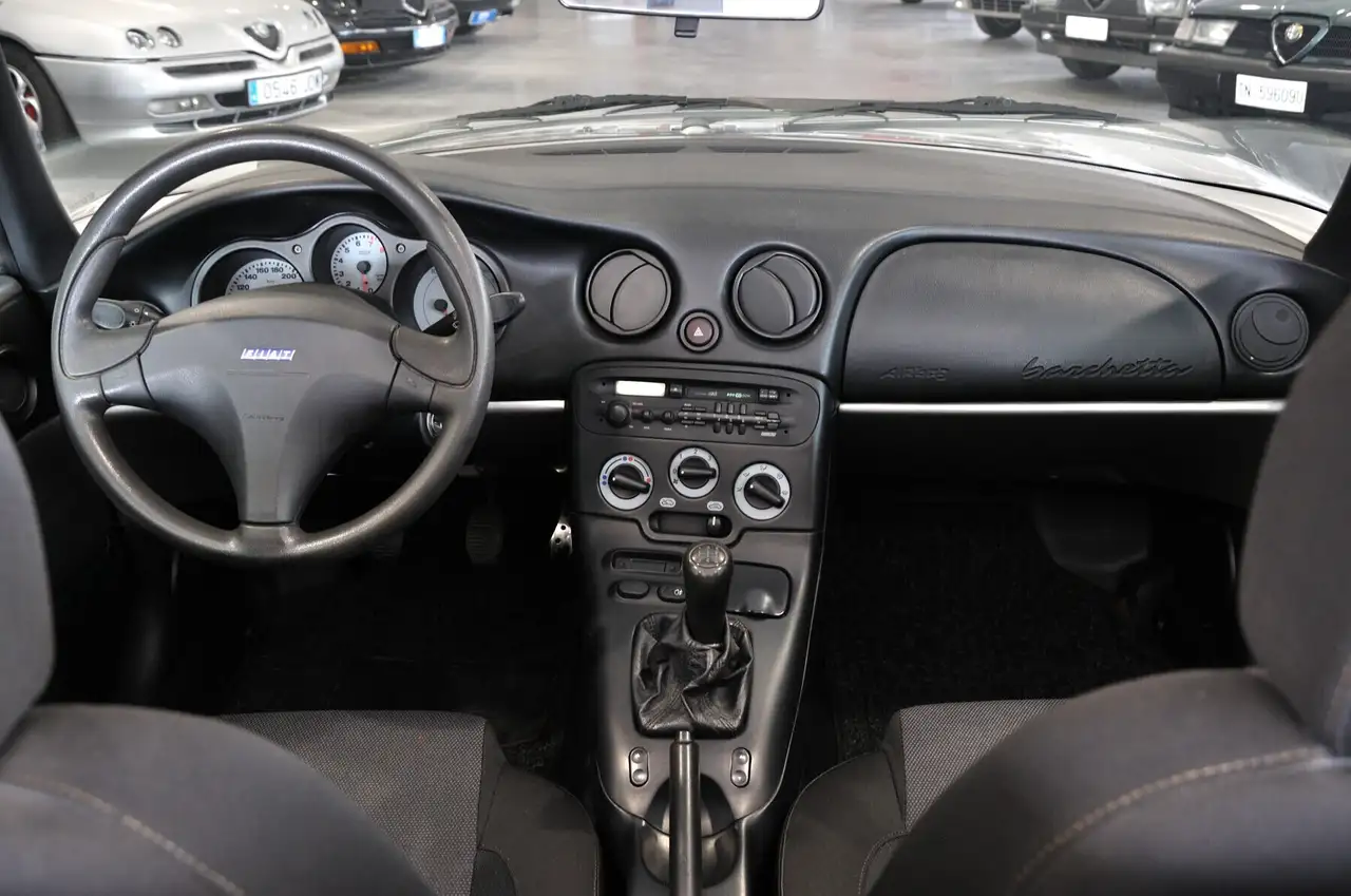 Fiat Barchetta 1.8 16V distribuzione e tagliando, foto 11