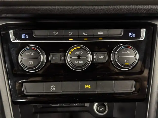 Volkswagen Touran view 18