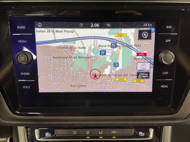 Volkswagen Touran view 17