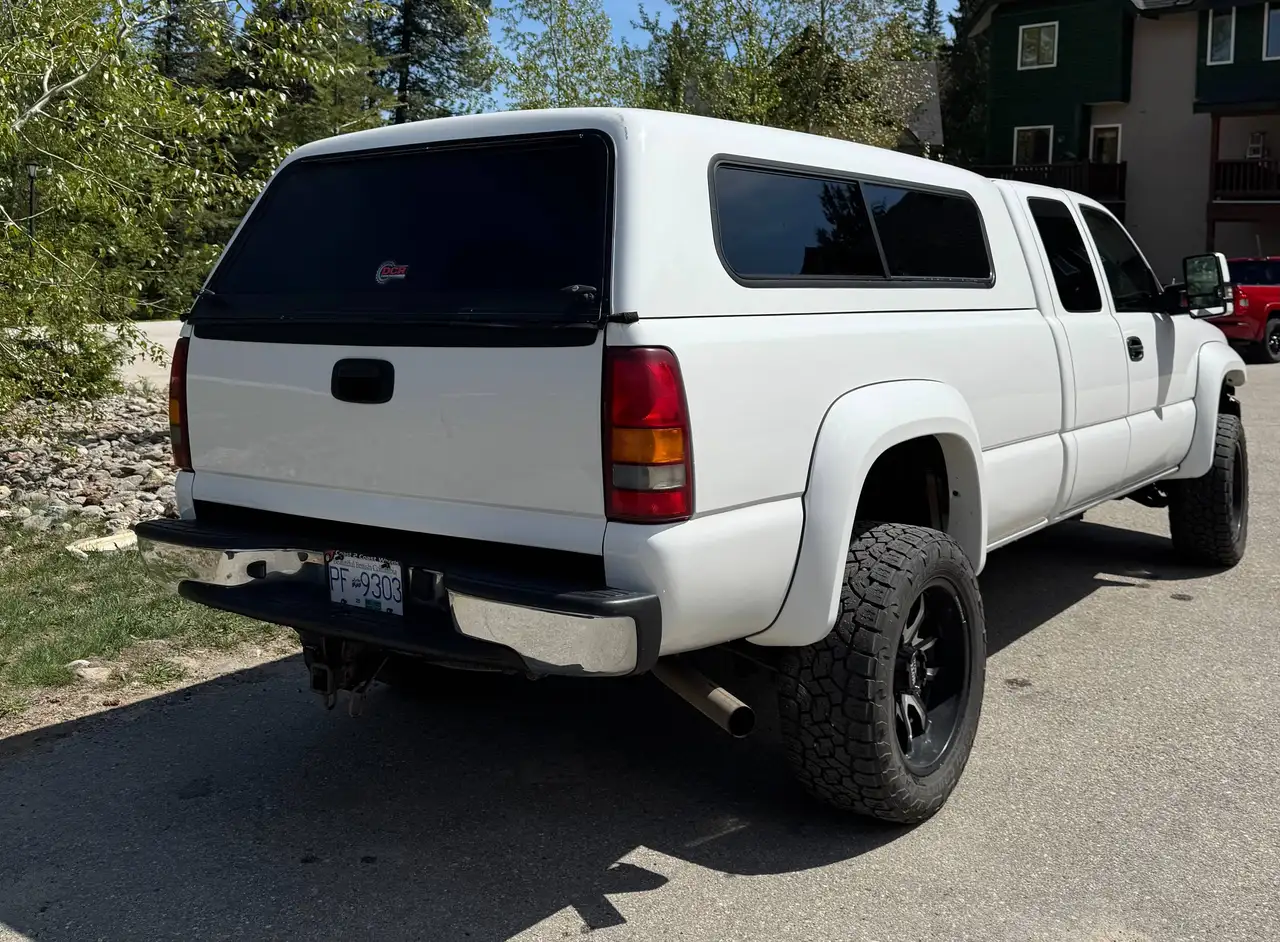 GMC Sierra 2500HD снимка GMC Sierra 2500HD