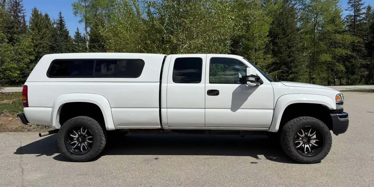 GMC Sierra 2500HD снимка GMC Sierra 2500HD